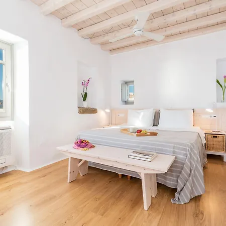 كلاود بلو * Mykonos Town